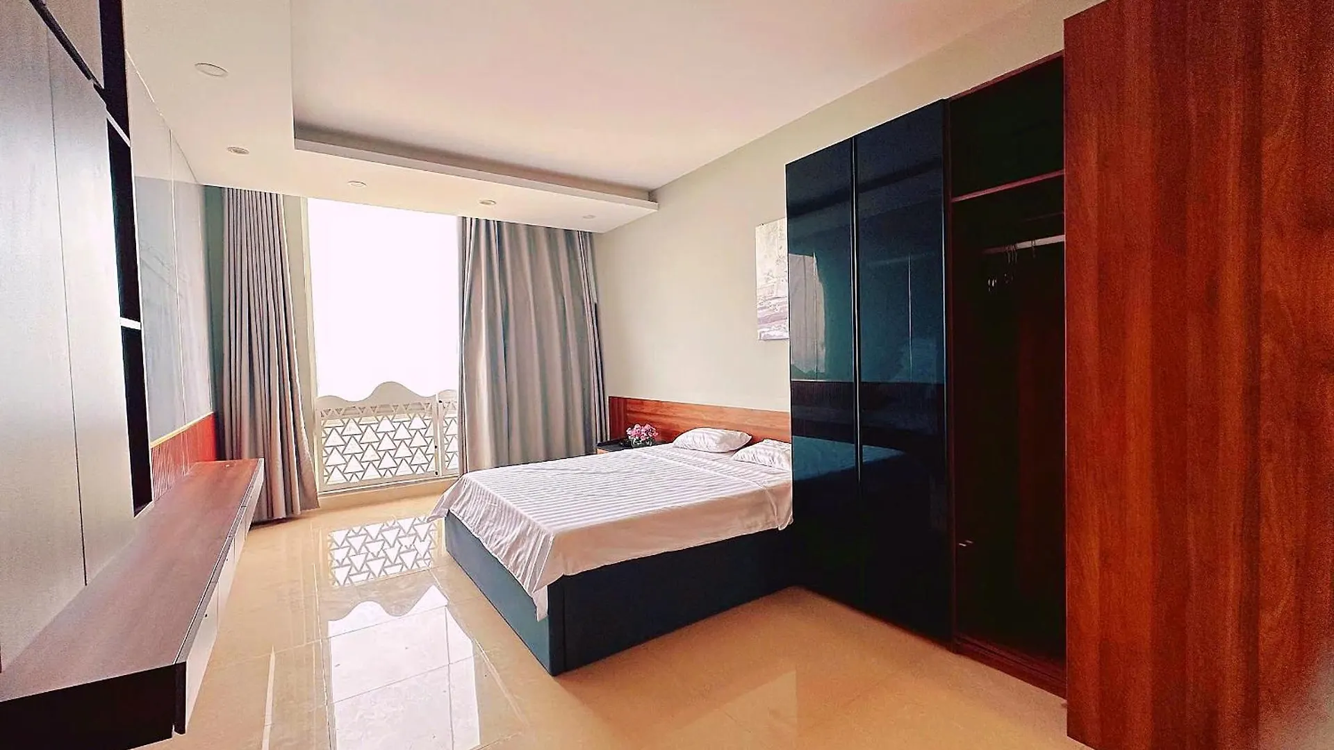 Hotel apartamentowy D'Home Seaview - Homestay View Bien Vung Tau